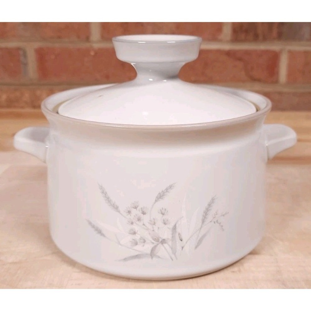 Noritake Woodstock Stoneware 8354 Bean Pot‎ 8 X 6 Inch